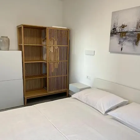 Διαμέρισμα Fortuna - Cozy & Stylish With Pool And Sea View