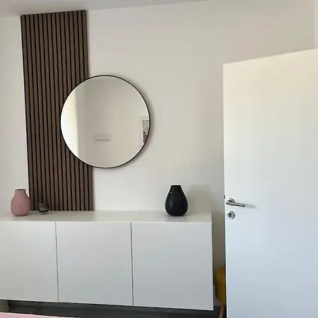 Fortuna - Cozy & Stylish With Pool And Sea View Διαμέρισμα Τρογκίρ