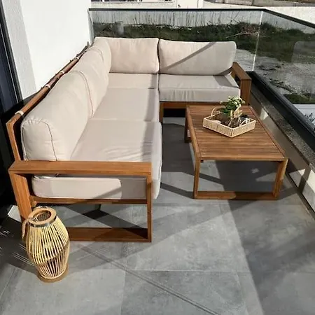 Διαμέρισμα Fortuna - Cozy & Stylish With Pool And Sea View *